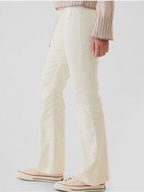 NWOT GAP '70s Flare High Rise Corduroy Pants. Ivory Beige Frost. Size 30